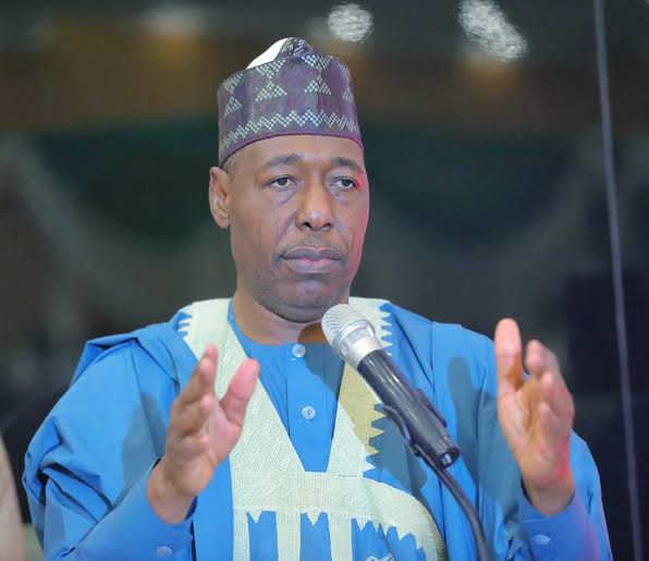 Zulum yana ta’aziyya ga iyalan mamata a Darajamal Harin Boko Haram a Darajamal, Borno